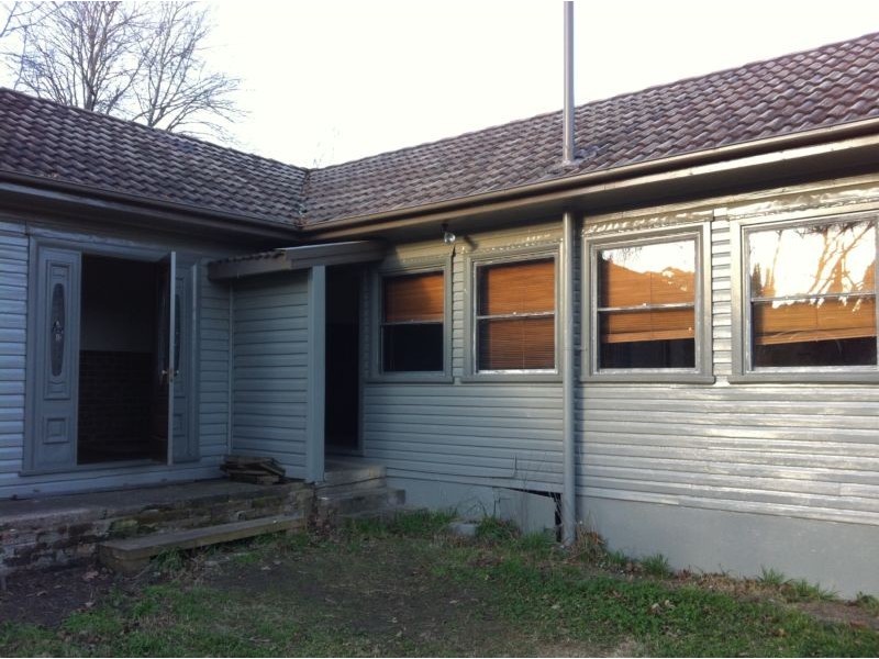 128 HANDEL STREET, Armidale NSW 2350