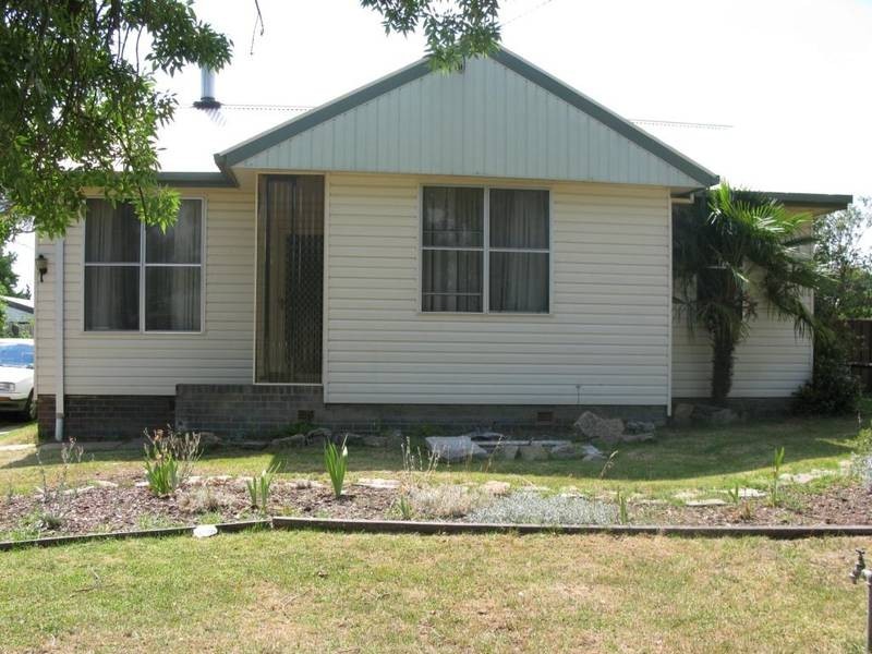 3 Elizabeth Street, Armidale NSW 2350