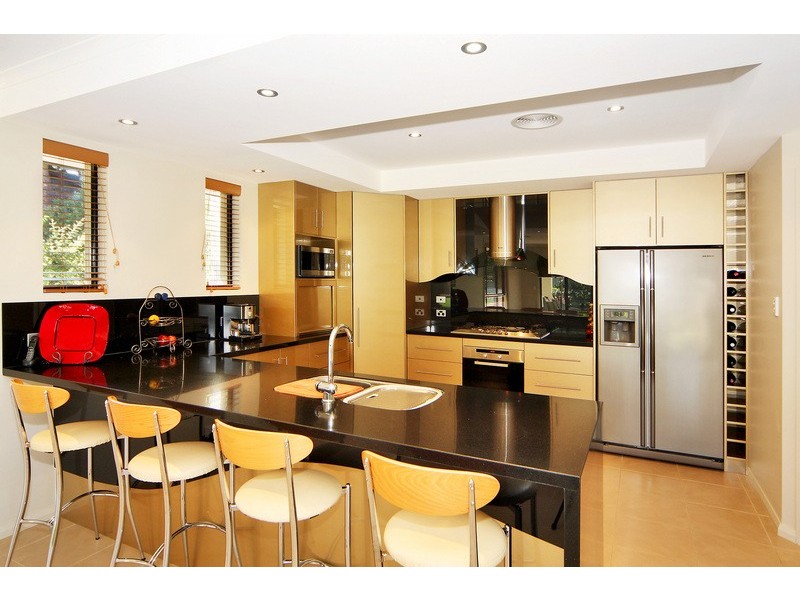 1 ILLALLANGIE CLOSE, Armidale NSW 2350