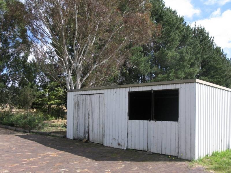 32 Marble Hill Road, Armidale NSW 2350