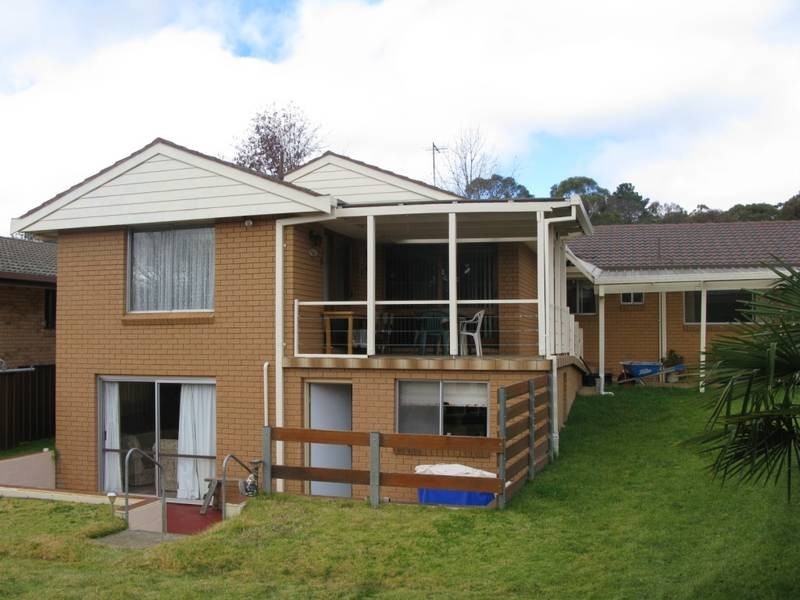 23 MOYES STREET, Armidale NSW 2350