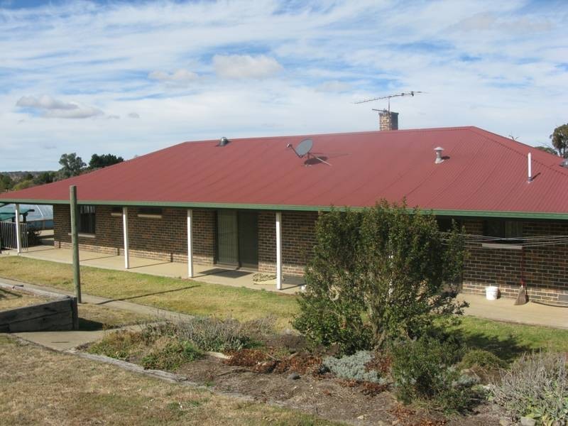 43 Tulong Road, Armidale NSW 2350
