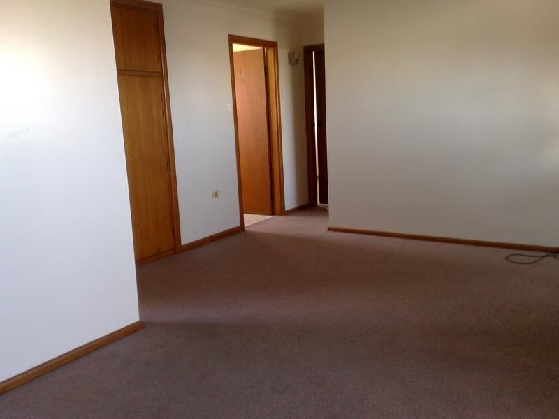 2/8 SPEARE AVENUE, Armidale NSW 2350
