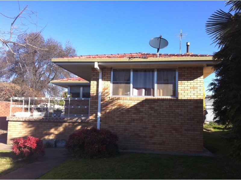 1/94B Beardy Street, Armidale NSW 2350