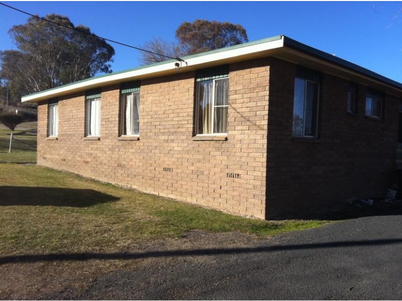 1/17 Jackes Street, Armidale NSW 2350