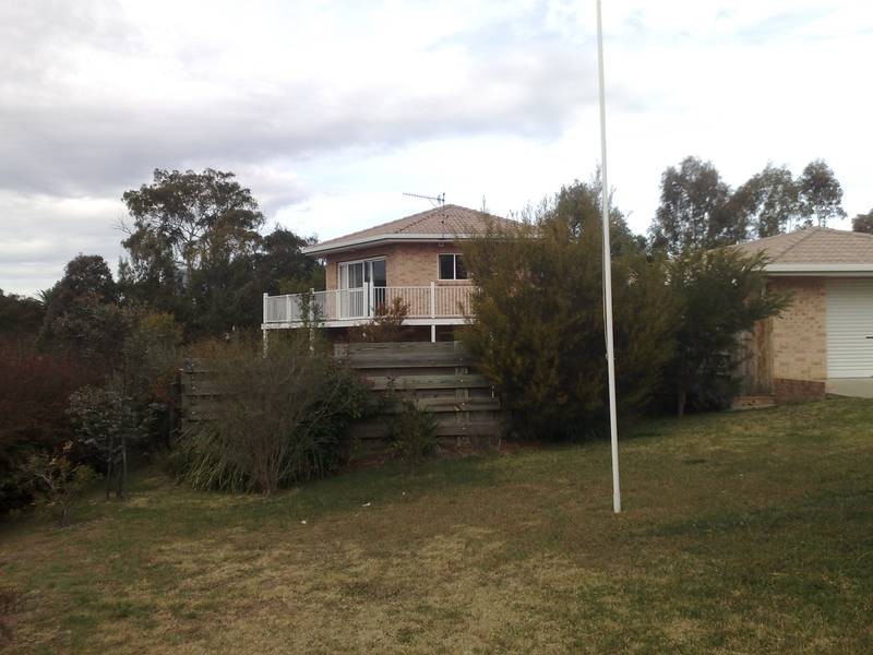 6 MERRINO TERRACE, Armidale NSW 2350