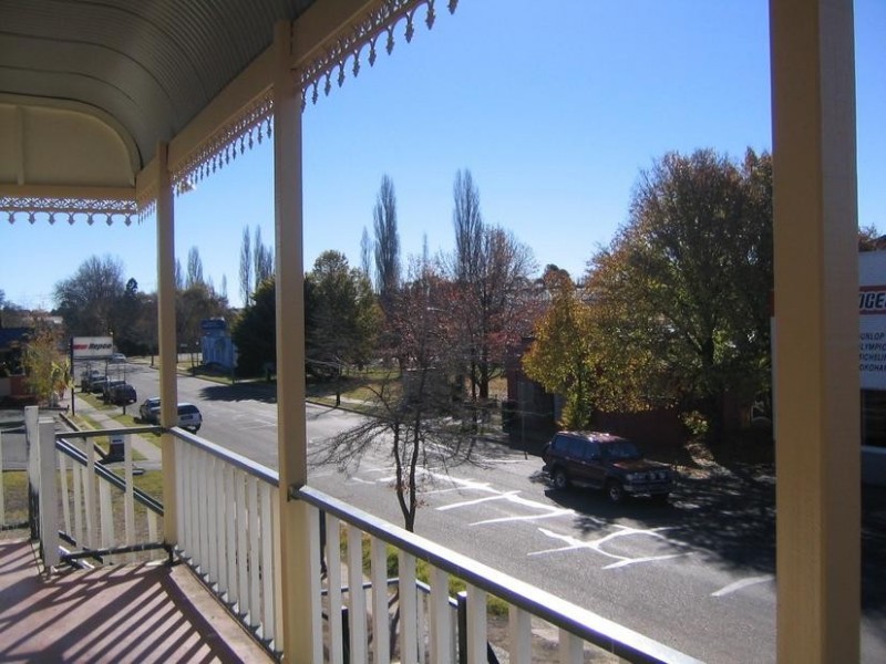 3/242 BEARDY ST, Armidale NSW 2350