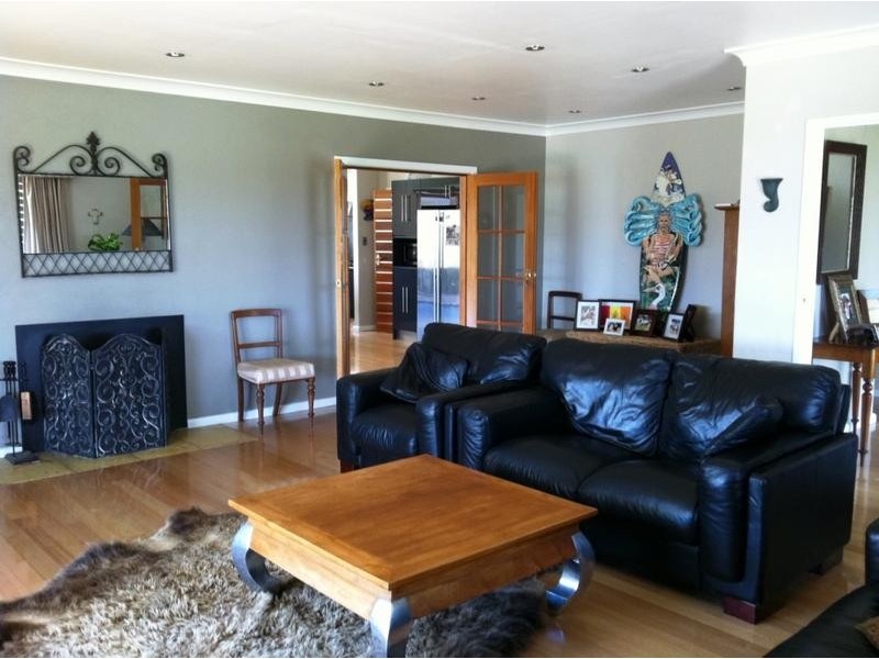 Tombs Road, Armidale NSW 2350