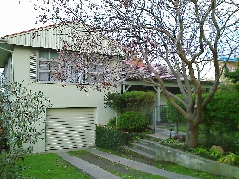 76 MARKHAM STREET, Armidale NSW 2350