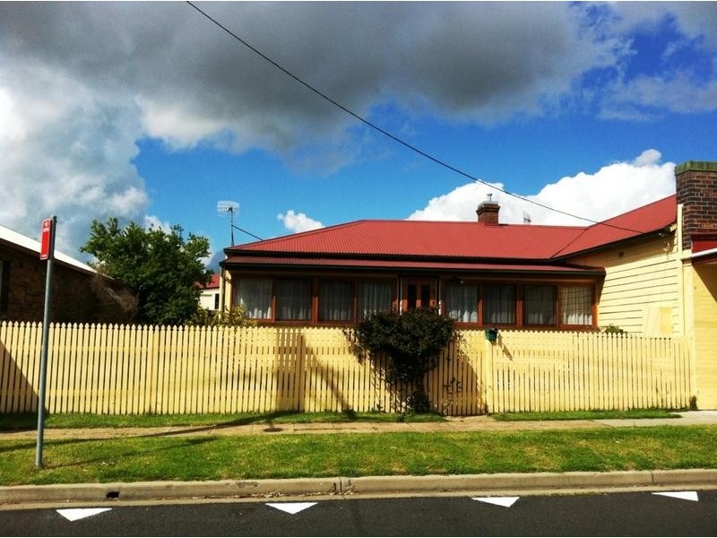 244 Rusden Street, Armidale NSW 2350