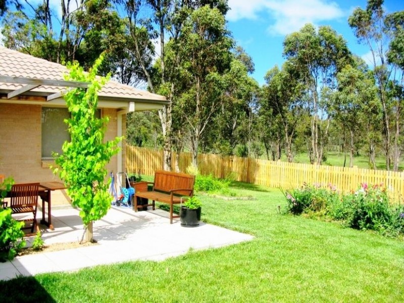 13 DALE CRESCENT, Armidale NSW 2350