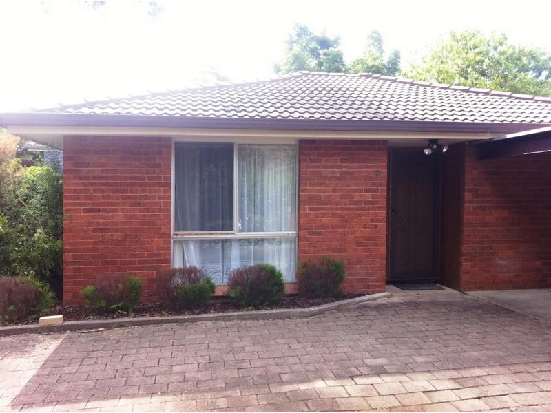 2/212 Markham Street, Armidale NSW 2350
