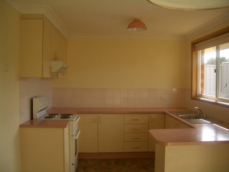 11 Verna Close, Armidale NSW 2350