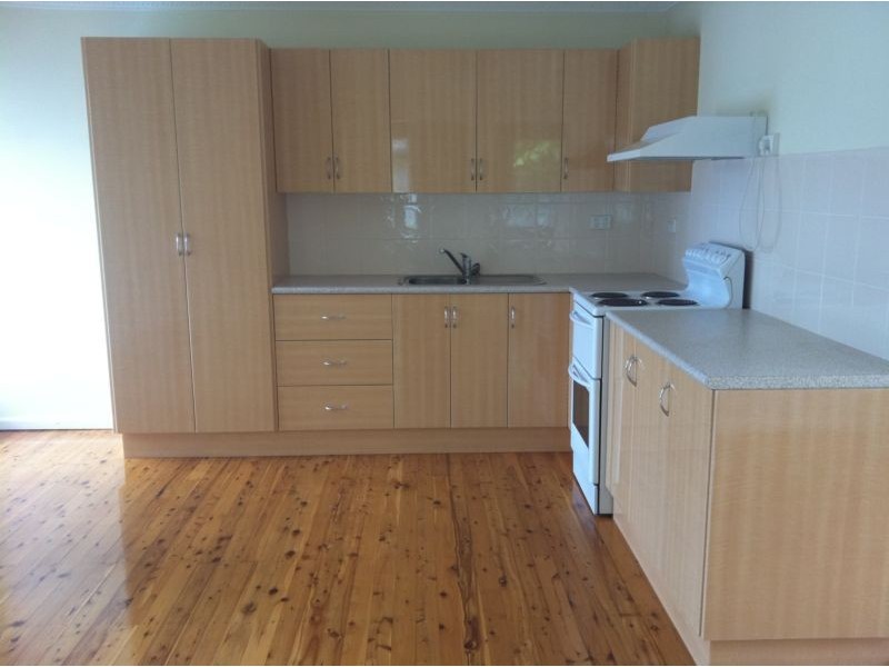 2/79 QUEEN ELIZABETH DRIVE, Armidale NSW 2350