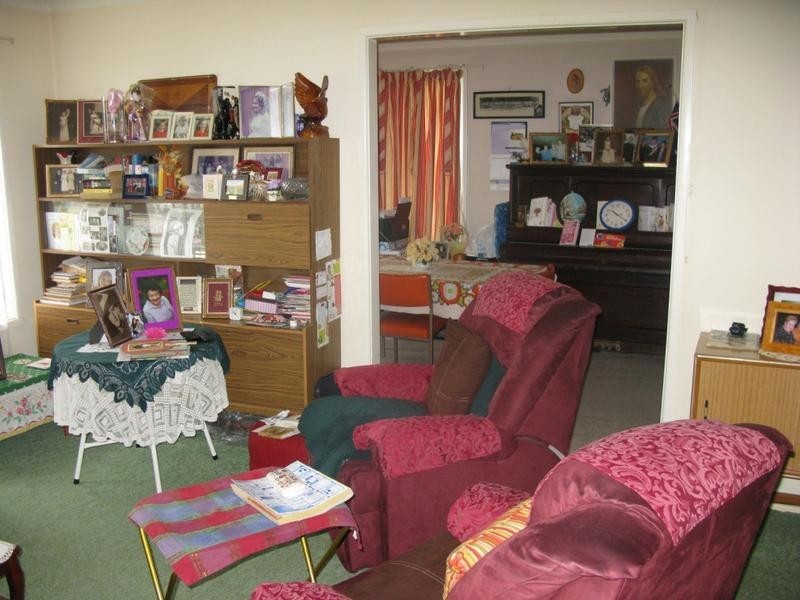 2 WIGAN AVE, Armidale NSW 2350