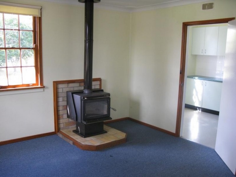 5 Fayle Ave, Armidale NSW 2350