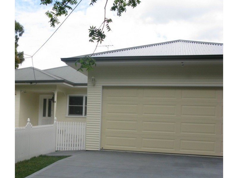 8 FAULKNER STREET, Armidale NSW 2350