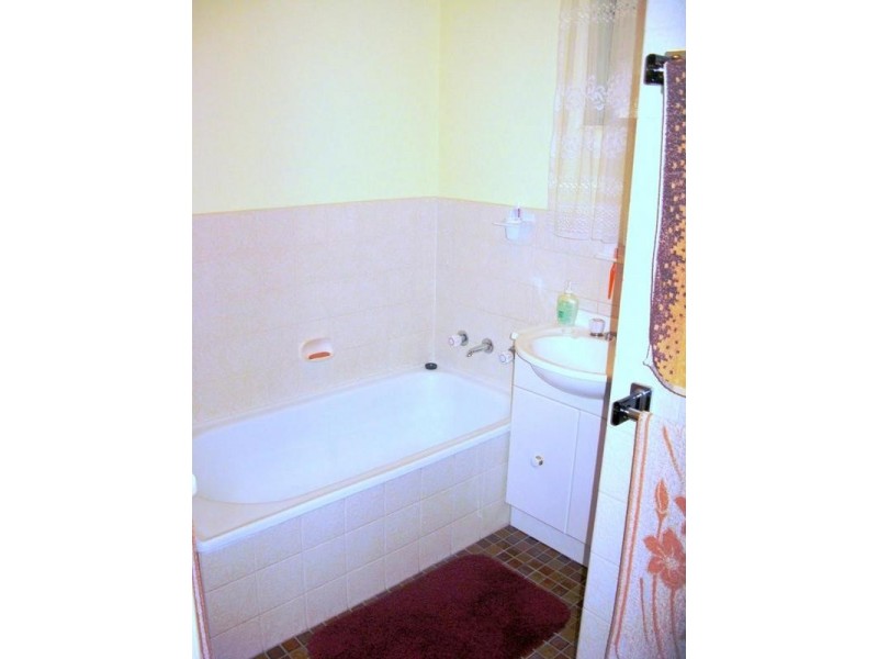 73 BUTLER STREET, Armidale NSW 2350