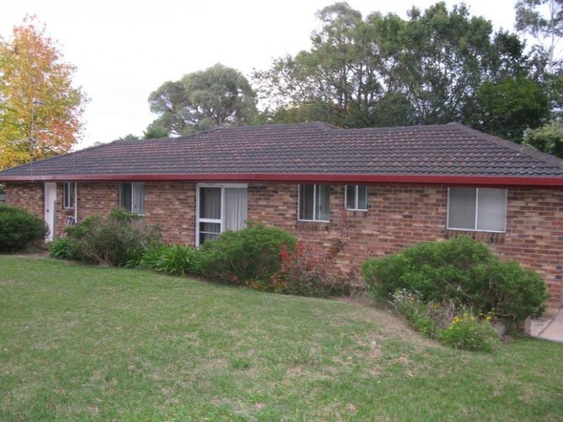 5 Doris Place, Armidale NSW 2350