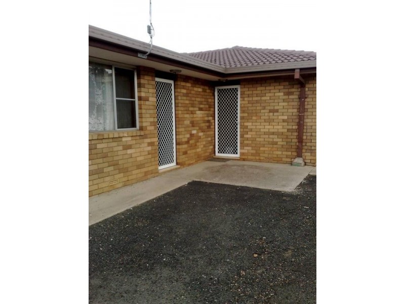4/8 SPEARE AVENUE, Armidale NSW 2350