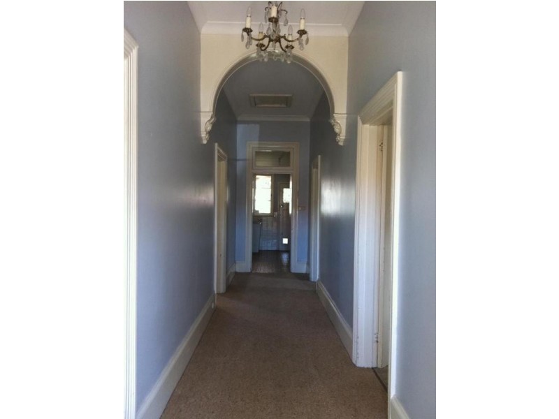 148 Barney Street, Armidale NSW 2350