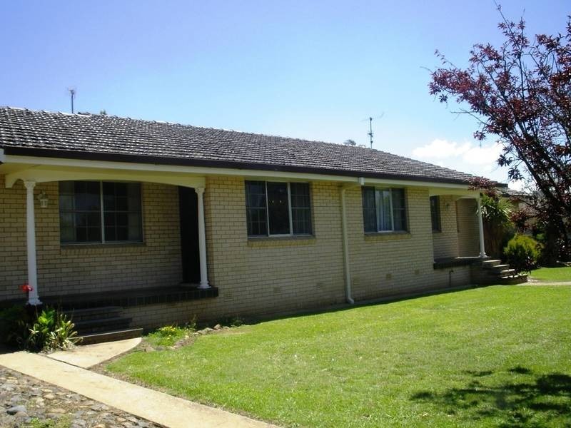 1/26 Proctor Street, Armidale NSW 2350
