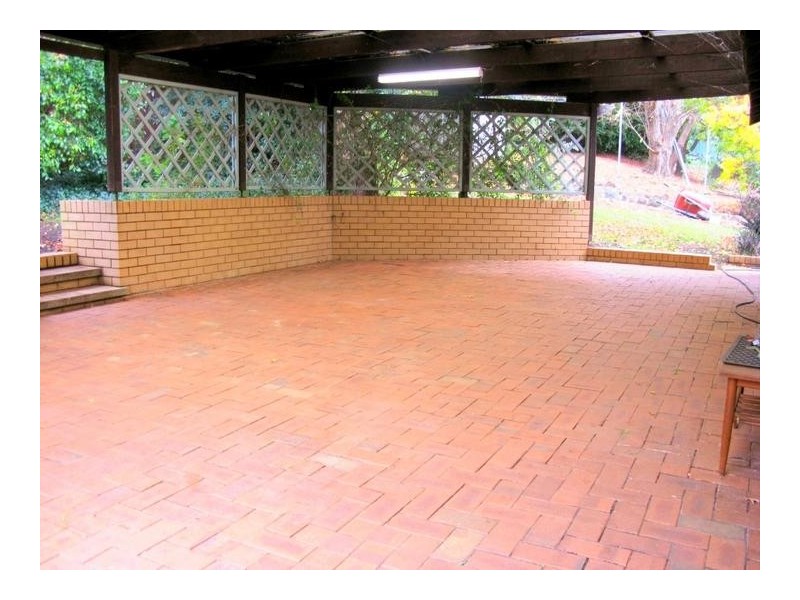 10 FREEMAN CRESCENT, Armidale NSW 2350