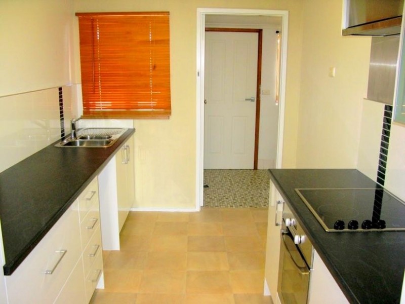 3/12 ST CUTHBERTS AVE, Armidale NSW 2350