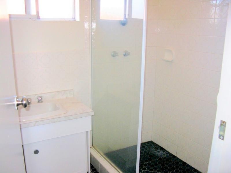 3/12 ST CUTHBERTS AVE, Armidale NSW 2350