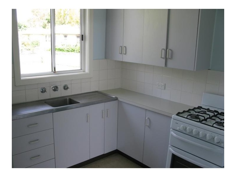 10 BARNEY STREET, Armidale NSW 2350