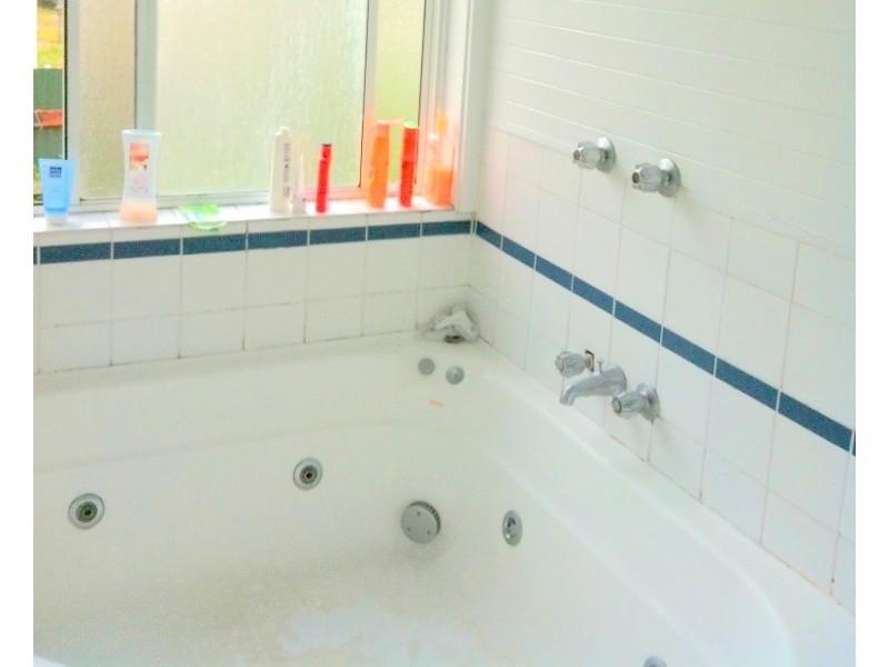 122 HANDEL STREET, Armidale NSW 2350