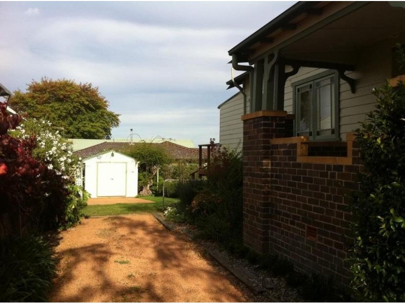 185 Marsh Street, Armidale NSW 2350