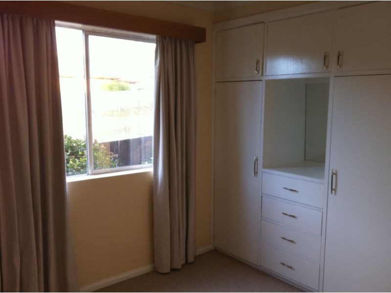 2/147 BROWN STREET, Armidale NSW 2350