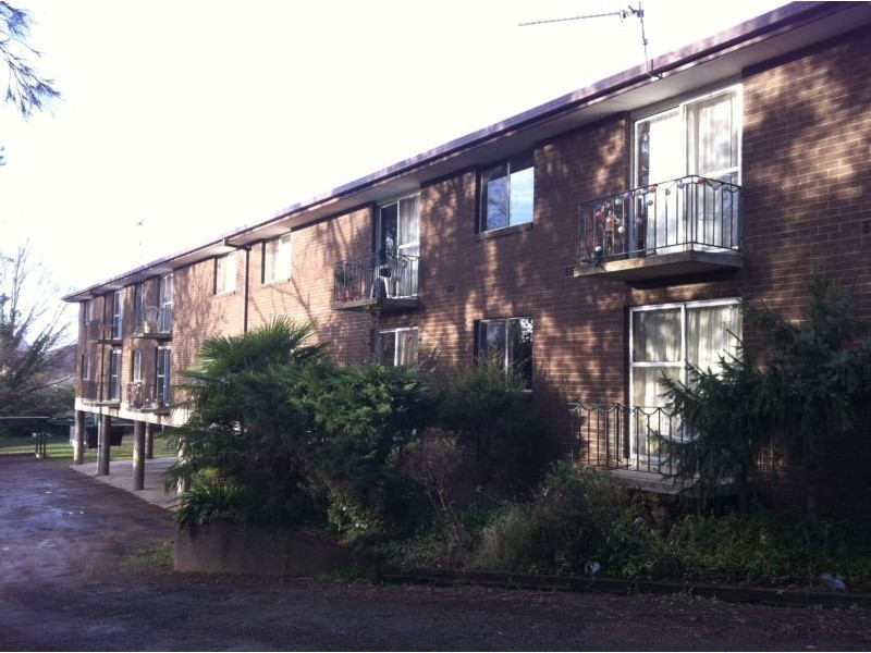 2/147 BROWN STREET, Armidale NSW 2350