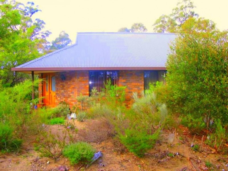 12 LENTARA ROAD, Invergowrie NSW 2350