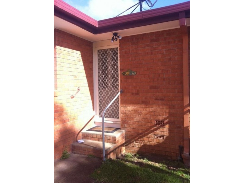 1/5 Sunset Avenue, Armidale NSW 2350
