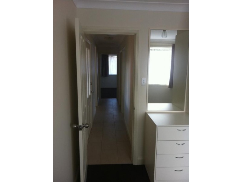 1/5 Sunset Avenue, Armidale NSW 2350