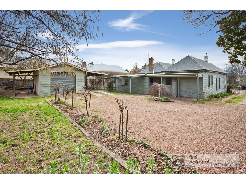 86 BROWN STREET, Armidale NSW 2350