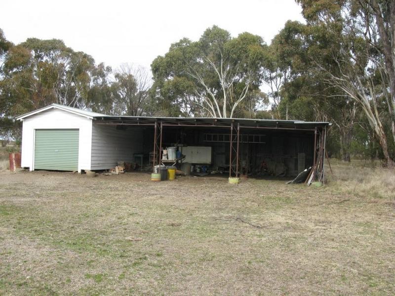922 PUDDLEDOCK ROAD, Armidale NSW 2350