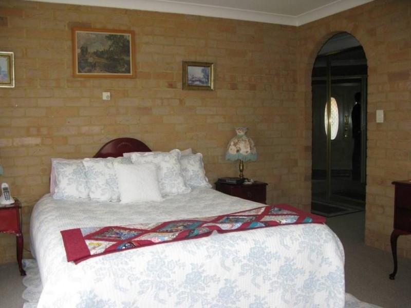 97 THE AVENUE, Armidale NSW 2350