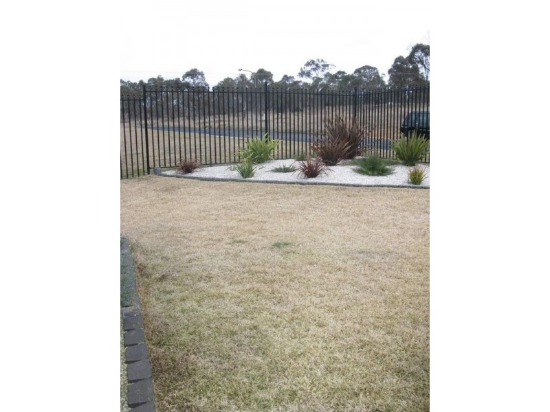 28 DALE CRESCENT, Armidale NSW 2350