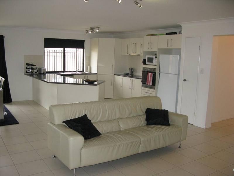 28 DALE CRESCENT, Armidale NSW 2350