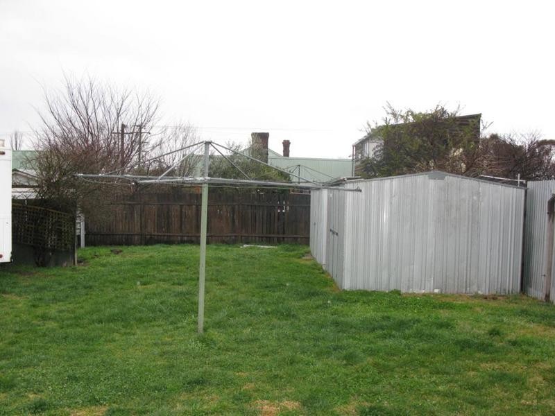 3 ELIZABETH STREET, Armidale NSW 2350