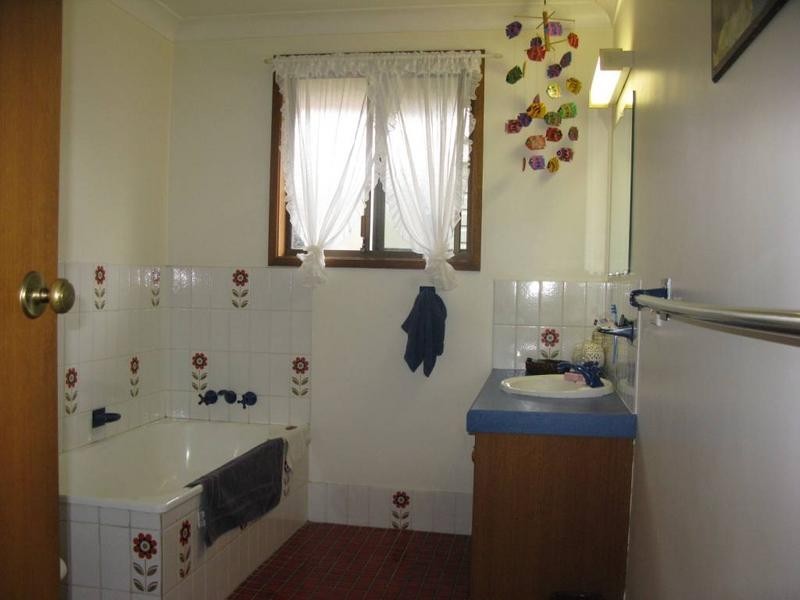 5 BALDWYN STREET, Armidale NSW 2350