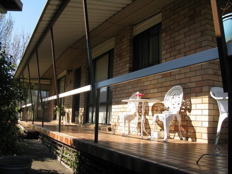 11 DOUGLAS STREET, Armidale NSW 2350