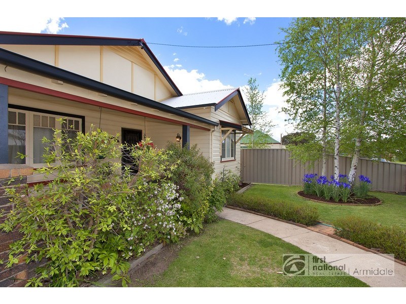 92 DOUGLAS STREET, Armidale NSW 2350