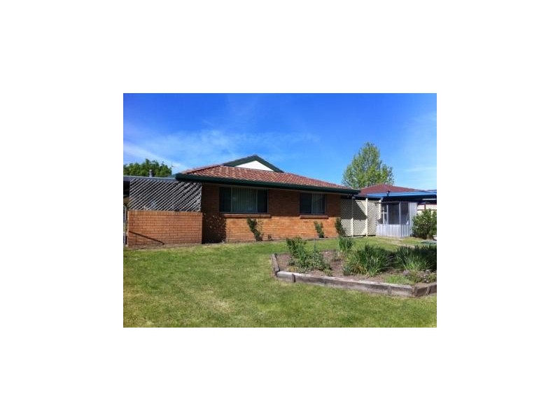 27 Wigan Avenue, Armidale NSW 2350