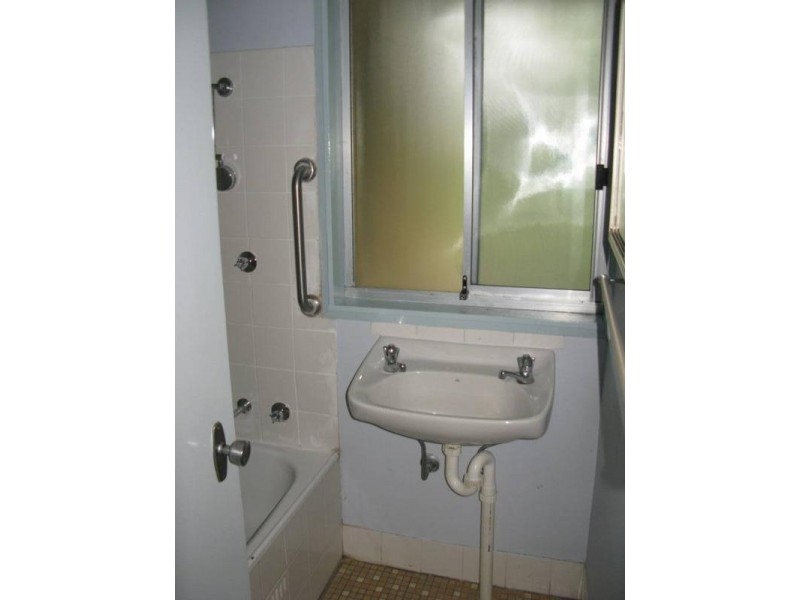 9 BAILEY CRESCENT, Armidale NSW 2350