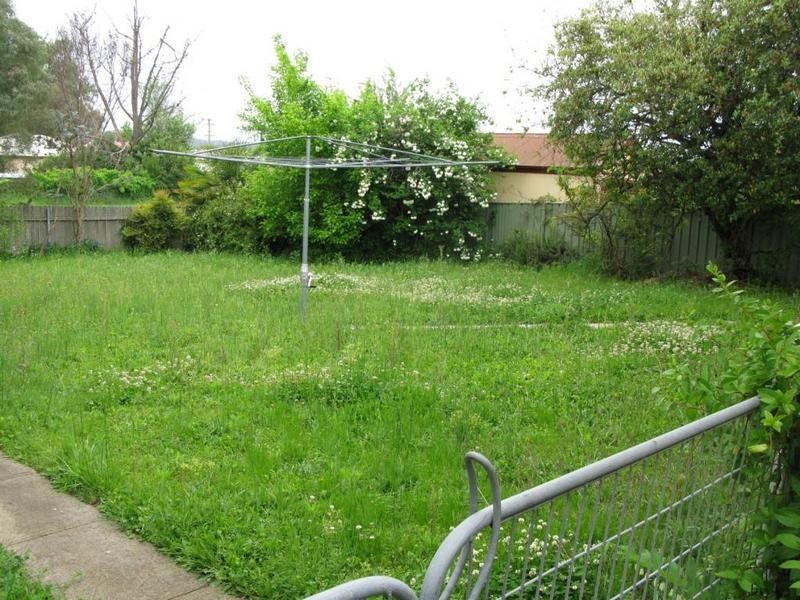 10 ELIZABETH STREET, Armidale NSW 2350