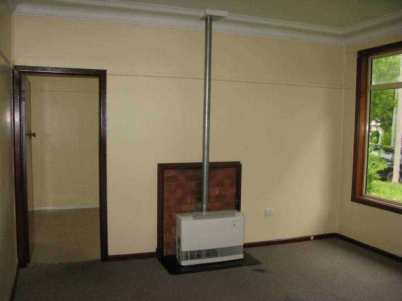 11 ELIZABETH STREET, Armidale NSW 2350